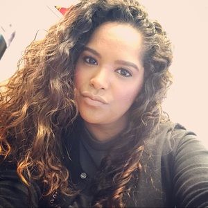 Meet your Posher, Jasmine